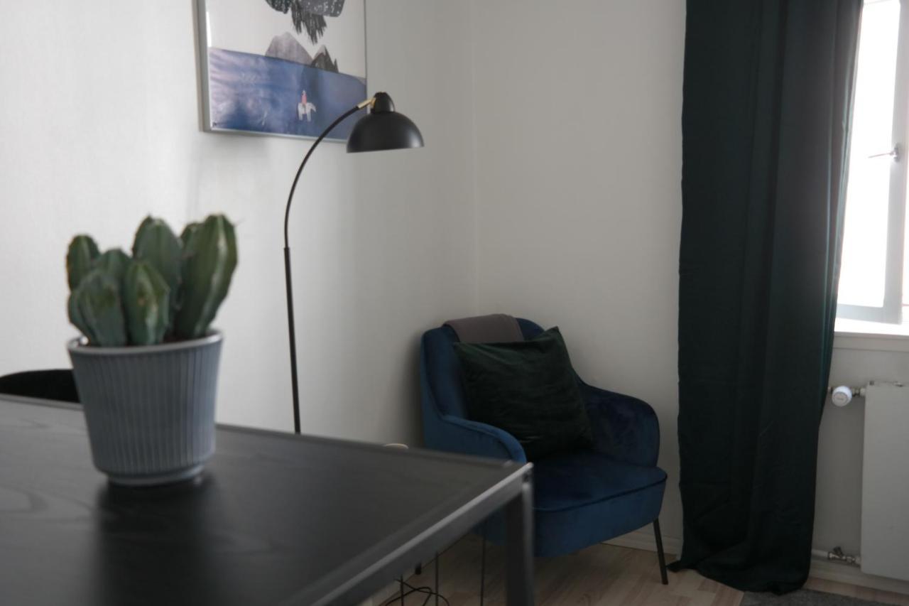 Modern Equipped Studio In Vibrant Kallio, Near Transit & Dining Spots Helsinki Exterior foto